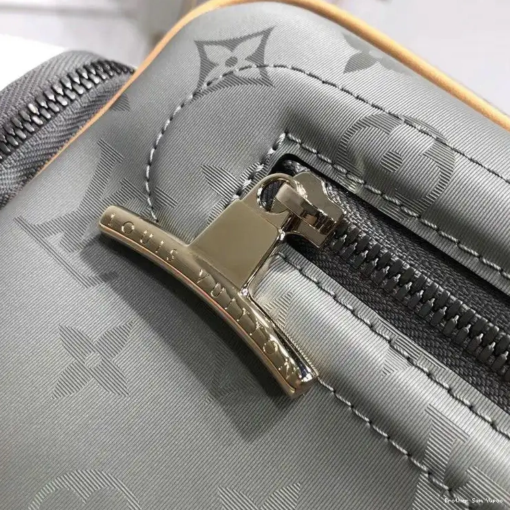 Brother Sam Yupoo 19T1L0590 LV Bags 0414